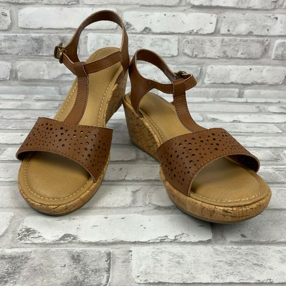 Thom McAn Shoes Thom Mcan Weslyn Wedge Sandals Shoes Us Size M